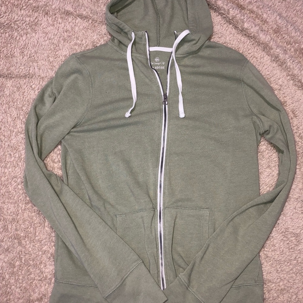 Comfort light weight zip-up
